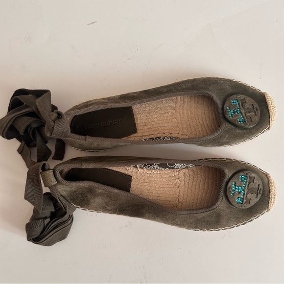 Tory Burch Minnie Medallion Ankle-Wrap Ballet Espadrilles - Picture 8 of 10